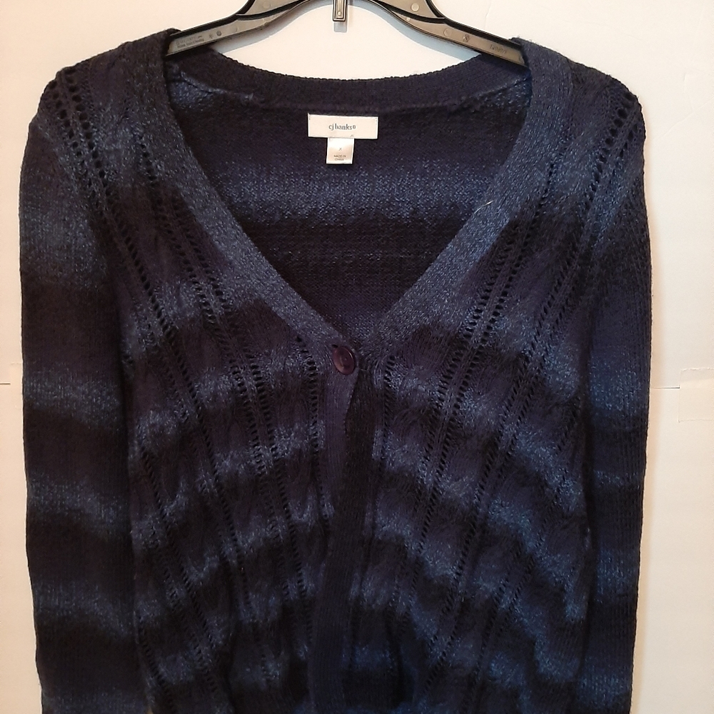 Two tone blue sweater